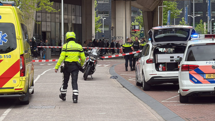 Amsterdam: Strzelanina przed szkołą