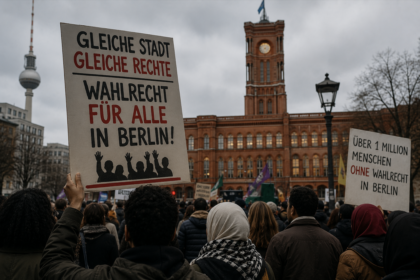 Imigranci w Berlinie domagający się praw wyborczych.
